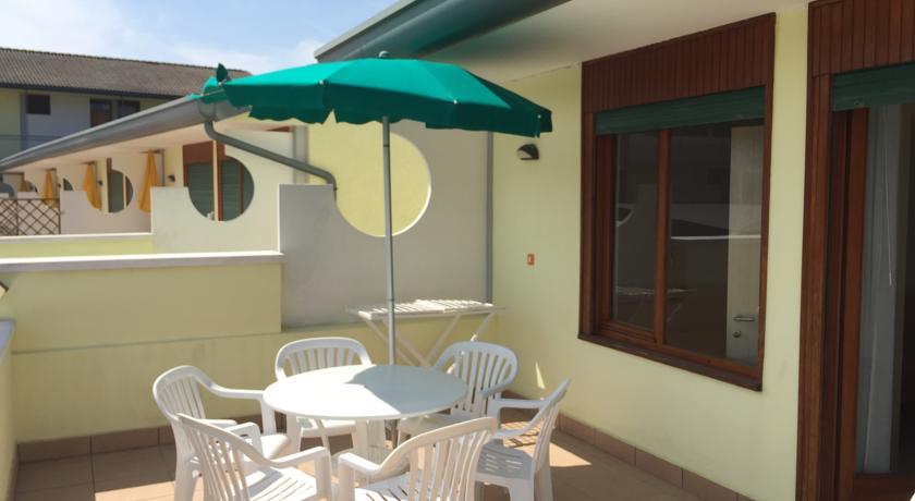 Bibione Residence Apartments Phòng bức ảnh